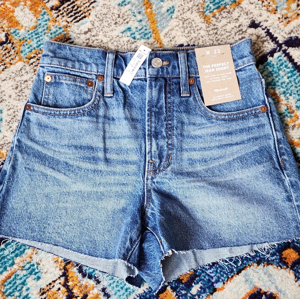 NWT Madewell the perfect jean shorts 23